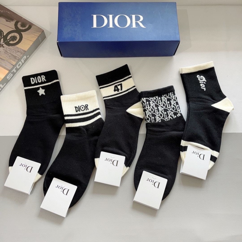 DIOR